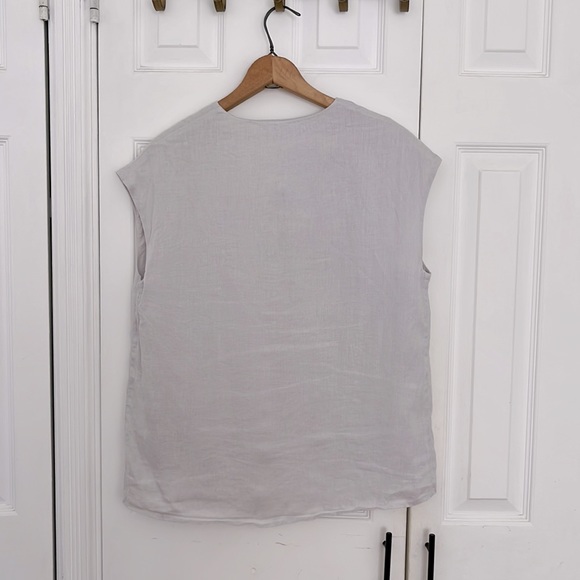 Linen top - Picture 2 of 2